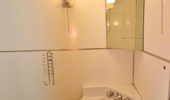 2 W Broadway, Bangor, ME 04401