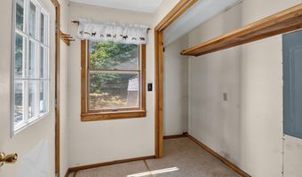 362 Lamb Farm Rd, Baileyville, ME 04694