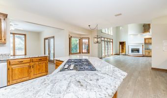 771 E Hickory Ave, Addison, IL 60101