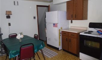 416 Duss Ave, Ambridge, PA 15003