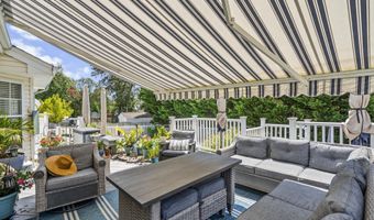 65 Chestnut Way Cir, Barnegat, NJ 08005