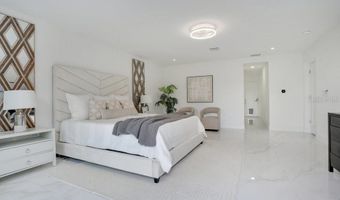 49 INTERLAKEN Rd, Orlando, FL 32804