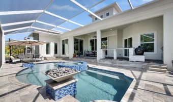 706 Manns Harbor Dr, Apollo Beach, FL 33572