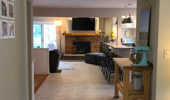 1206 E FRANCES St, Appleton, WI 54911