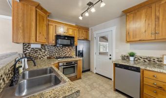 521 S University Ave, Blackfoot, ID 83221
