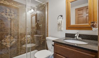 1211 N State St, Aberdeen, SD 57401