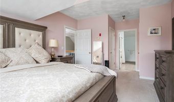 130 Bear Hill Rd 302, Cumberland, RI 02864
