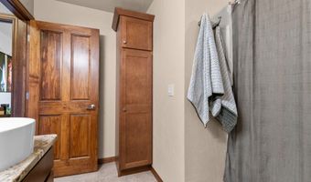 346 ALBERT Way, Appleton, WI 54915