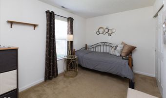 913 Halyard Dr, Avon, IN 46123