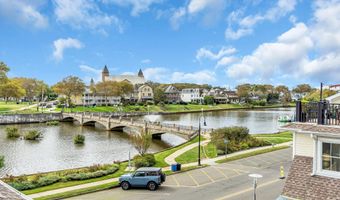 3 Grove Ct, Asbury Park, NJ 07712