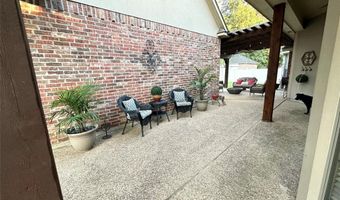 205 Old Palmetto Rd, Benton, LA 71006