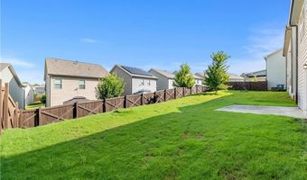 422 Auburn Crossing Dr, Auburn, GA 30011