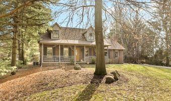 853 Fairway Dr, Alliance, OH 44601