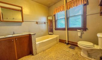 11936 150th St, Aredale, IA 50605