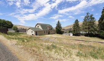 904 3rd St, Asotin, WA 99403