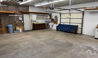 613 Vera St, Bottineau, ND 58318