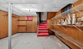 98 W 31ST St, Bayonne, NJ 07002