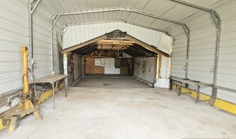 2023 East Ave, Baxter Springs, KS 66713