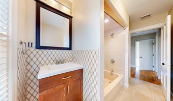 845 Main St, East Greenwich, RI 02818