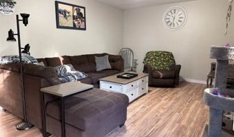 400 S 7th St, Akron, IA 51001