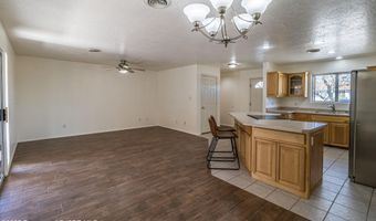 208 SWIRE HEIGHTS Dr, Aztec, NM 87410