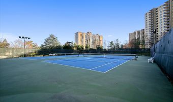 307 YOAKUM Pkwy 406, Alexandria, VA 22304