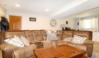 1209 N 4th St, Aberdeen, SD 57401