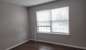 13 Brian Ct, Algonquin, IL 60102