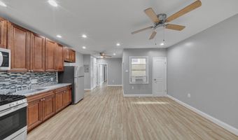 1614 R St SE, Washington, DC 20020