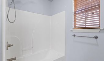 134 Weathering Dr, Austin, AR 72007
