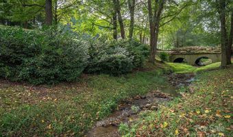 20 Willow Tree Run, Asheville, NC 28803