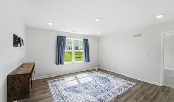 3040 Wyntree Dr, Columbus, OH 43232