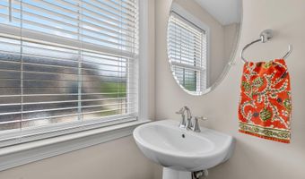 8106 ZOE Pl, Alexandria, VA 22306