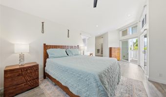 435 N Kalaheo Ave, Kailua, HI 96734