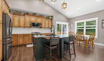 6681 Wood Hollow Ct, Allendale, MI 49401