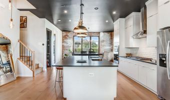43404 FIFEVILLE Sq, Ashburn, VA 20148