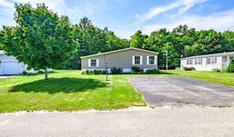 3 Windsor Dr, Alfred, ME 04002