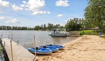 4998 N MAIN St, Long Lake, MI 48743