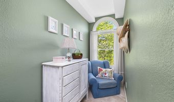 126 Narrow Shore Rd, Aydlett, NC 27916
