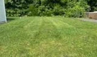 4 Clayton Ave, Adelphia, NJ 07710