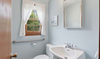 2 Winter St, Acton, MA 01720