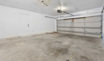 101 Saunders Ln, Aransas Pass, TX 78336