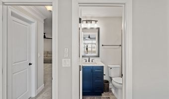 63 Great Hill Dr 63, Bethel, CT 06801