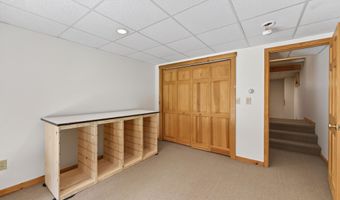 128 Twin View Dr, Carroll, NH 03598