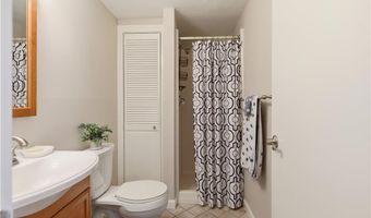 40 Web Ave 11, North Kingstown, RI 02852