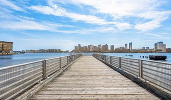 99 Sumner 514, Boston, MA 02128