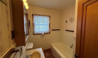 241 Arbor Dr, Alton, IL 62002