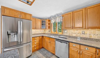 19 Greenleaf St, Billerica, MA 01821