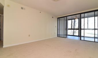 1001 N RANDOLPH St 215, Arlington, VA 22201