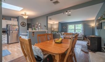 37 Evergreen Rd, Alloway, NJ 07461
